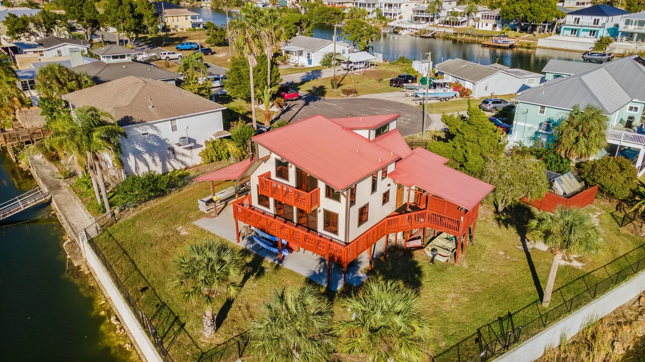 4BR Waterfront • Boat Slip + Kayaks • Sunsets